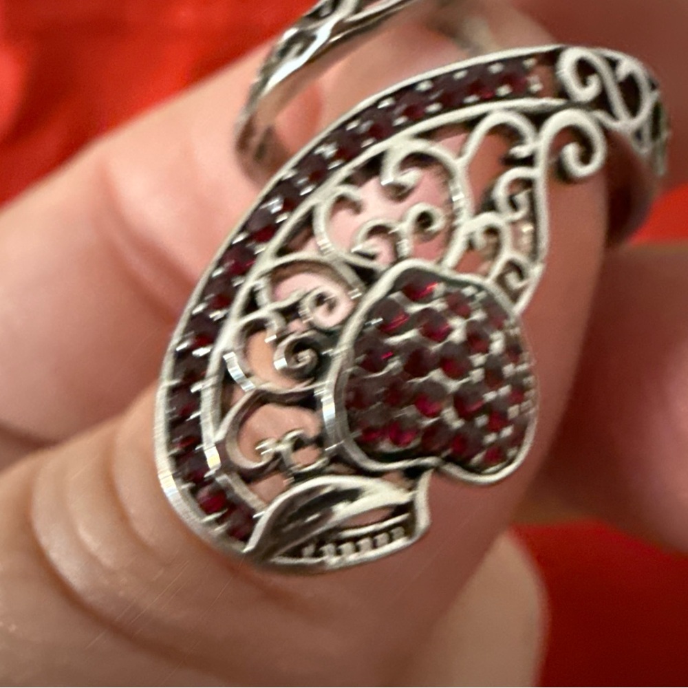 Disney Designer collection premiere series Snow White Ring - Picture 9 of 13
